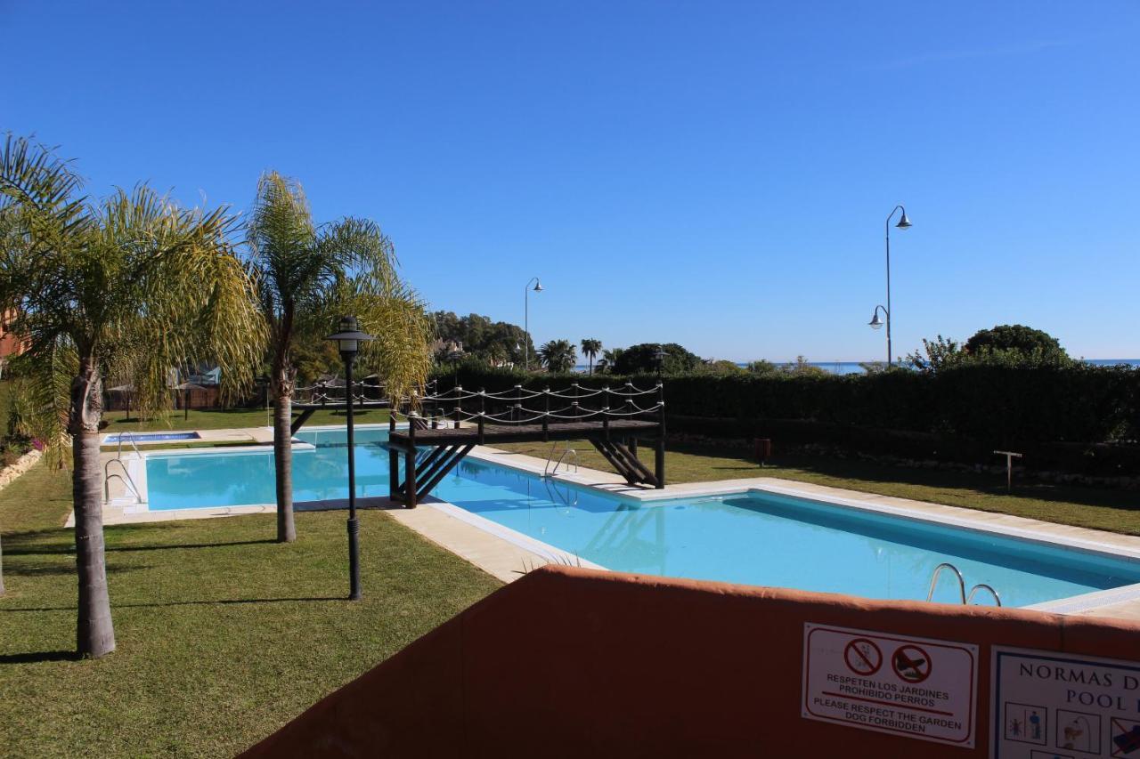 Apartamento Playa Angel Estepona Exterior foto